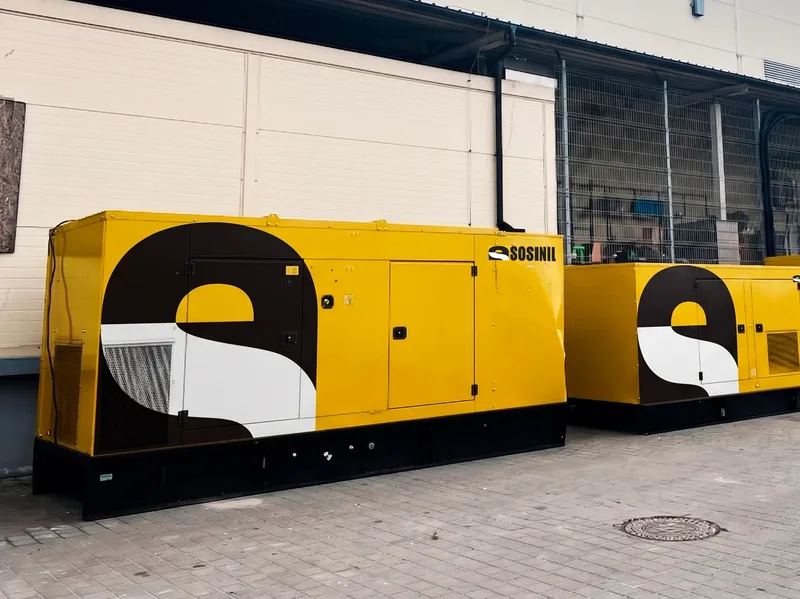 Geradores de 25 a 100 kVA para locação